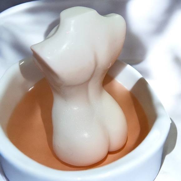 Fruity pebbles SHIMMER torso SOAP handmade shea butter & coconut oil 4x2.5in 5oz - Picture 3 of 3